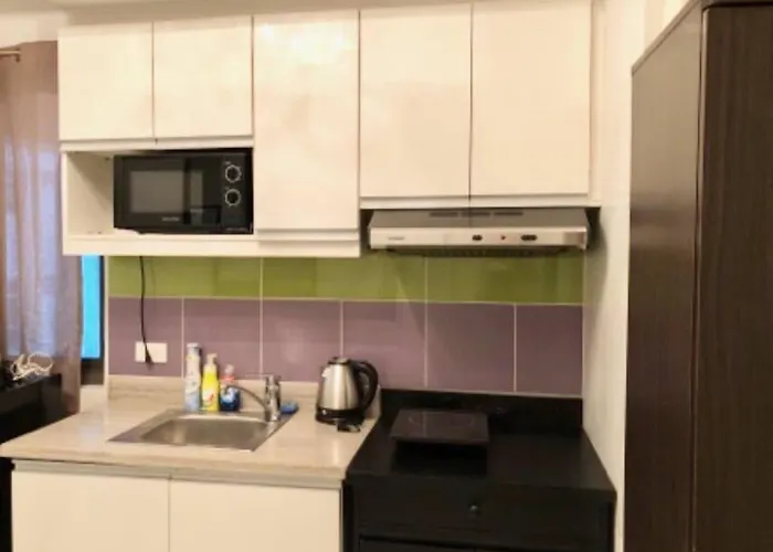Apartment Kl Tower Legazpi Village, Makati Near Greenbelt & Aim Makati *